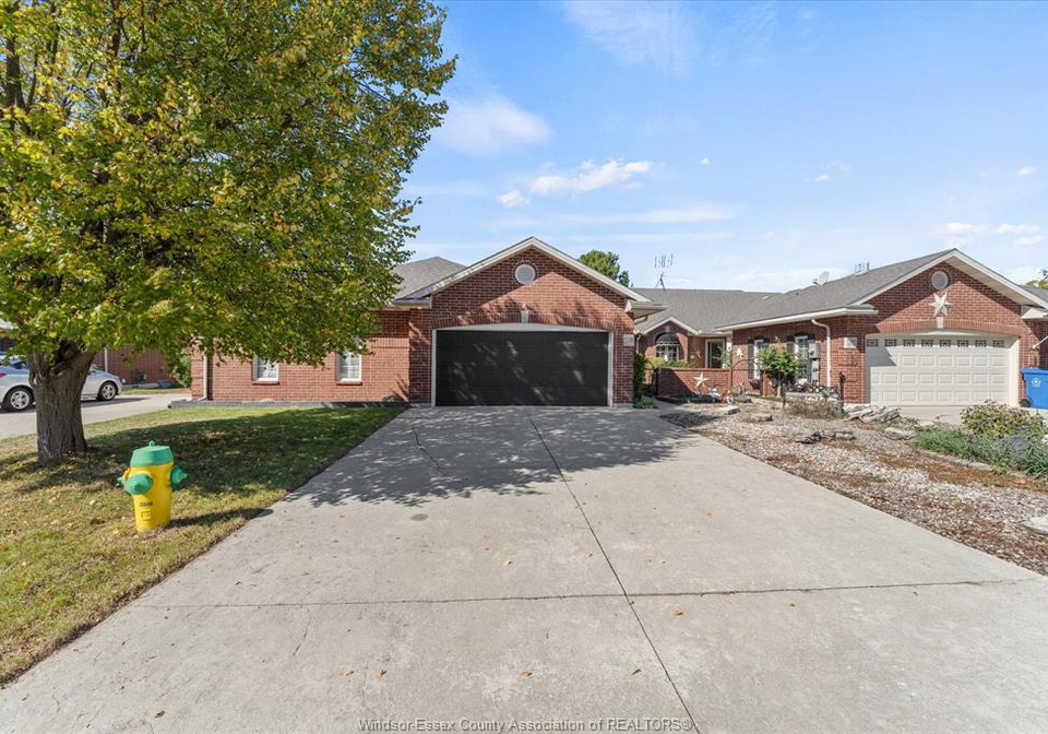 330-saddle-lane-kingsville-ontario-26023992