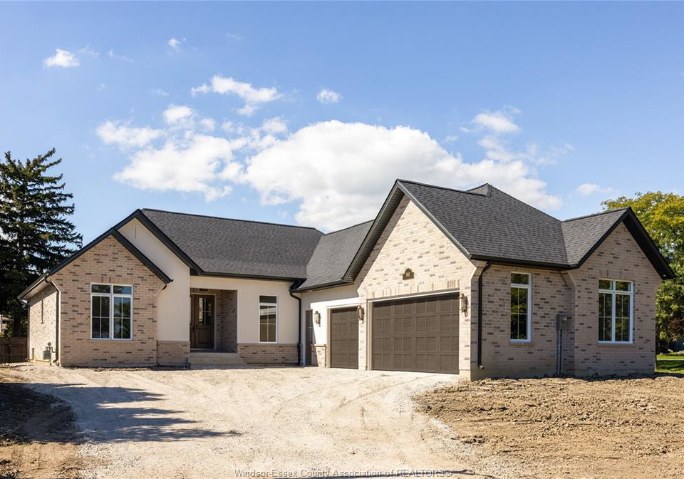 507-mctague-court-windsor-ontario-26024014