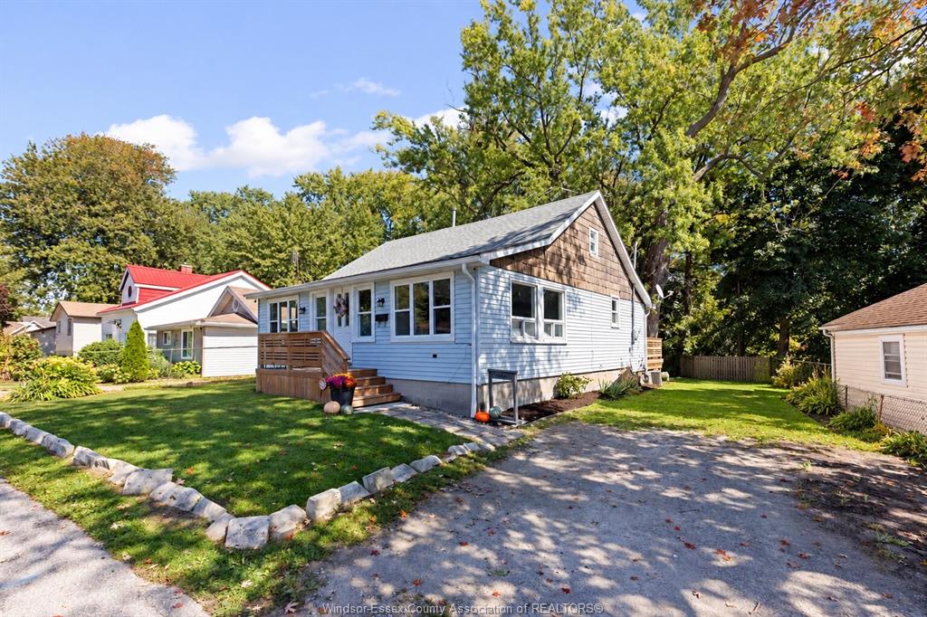 748-scratch-lane-kingsville-ontario-26024017
