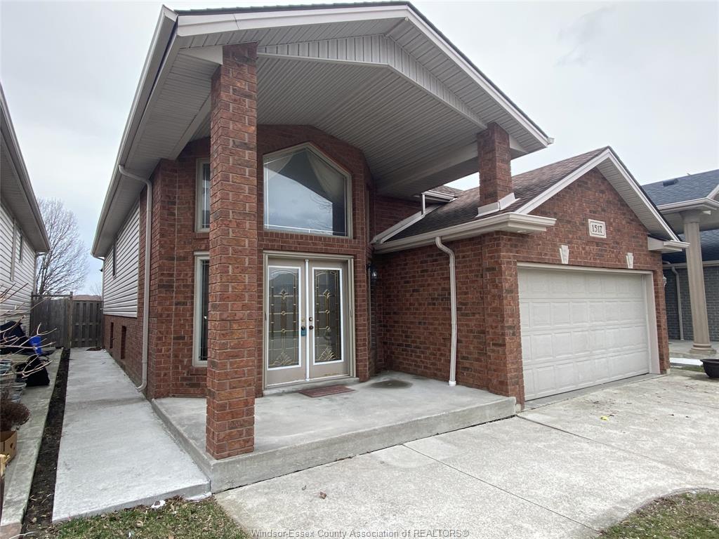 1517-meridian-st-upper-windsor-ontario-26024023