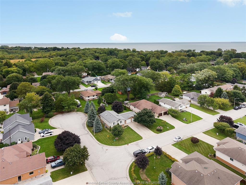 856-lawndale-avenue-kingsville-ontario-26024028