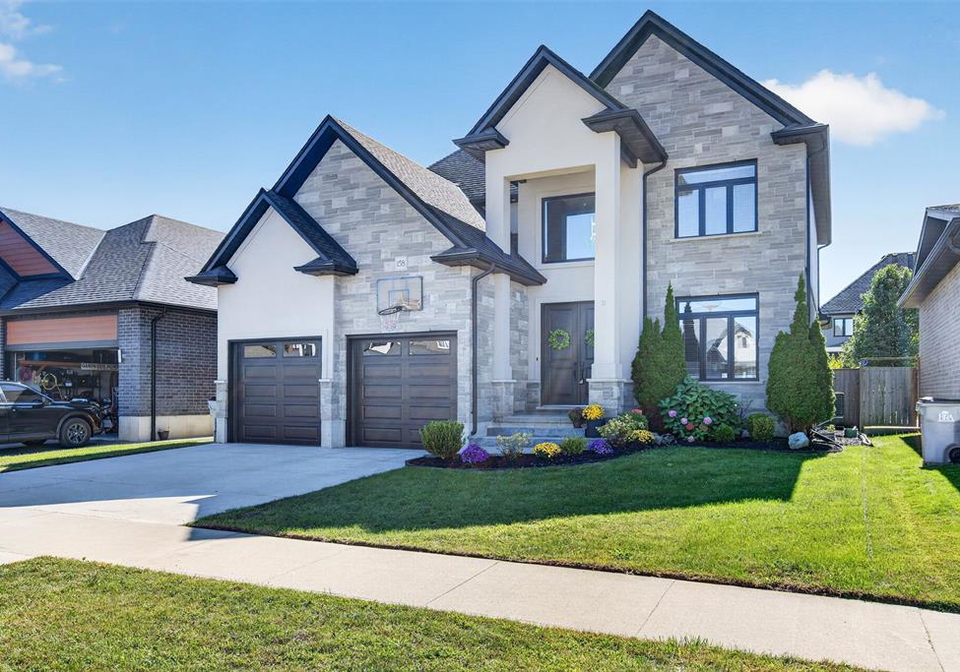 158-acton-street-strathroy-ontario-26024036