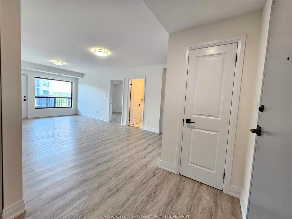 3340-stella-crescent-windsor-ontario-26024084