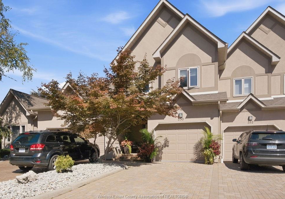 350-tuscany-tecumseh-ontario-26024095