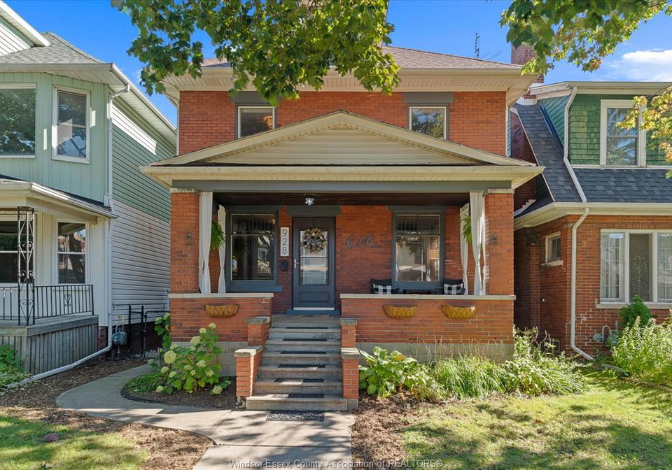 928-windermere-windsor-ontario-26024163