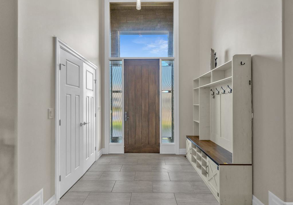 211-robson-leamington-ontario-26024167