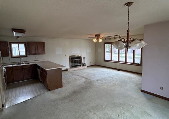 79-parkside-mcgregor-ontario-26024172