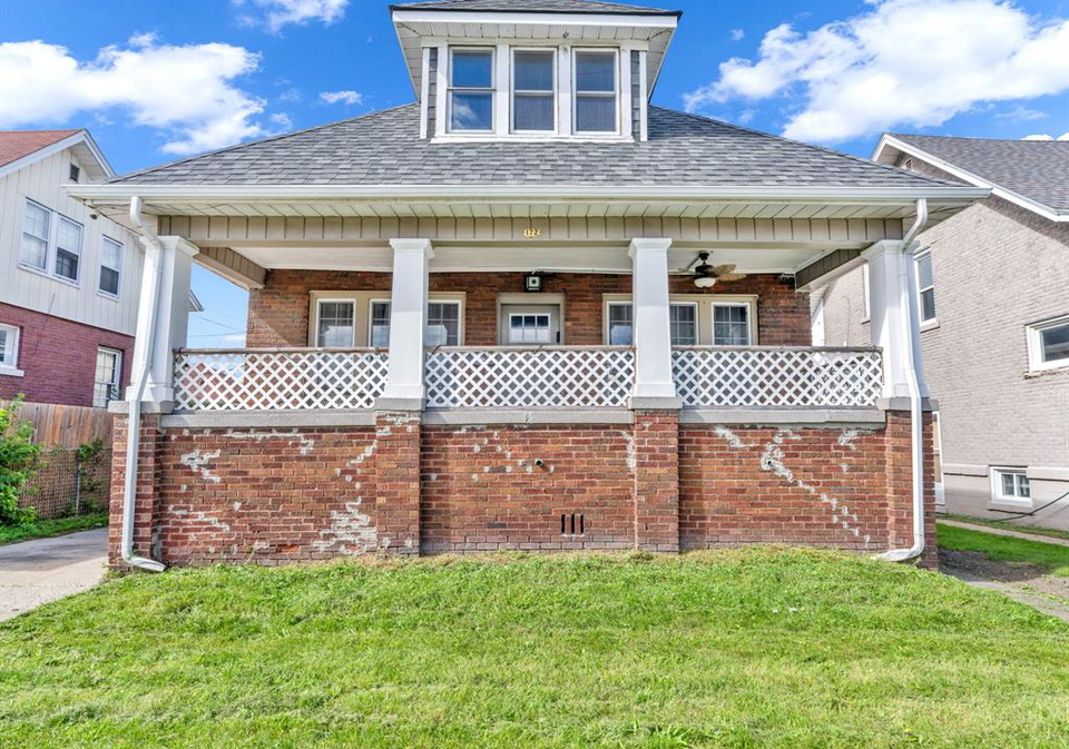 172-giles-boulevard-windsor-ontario-26024175