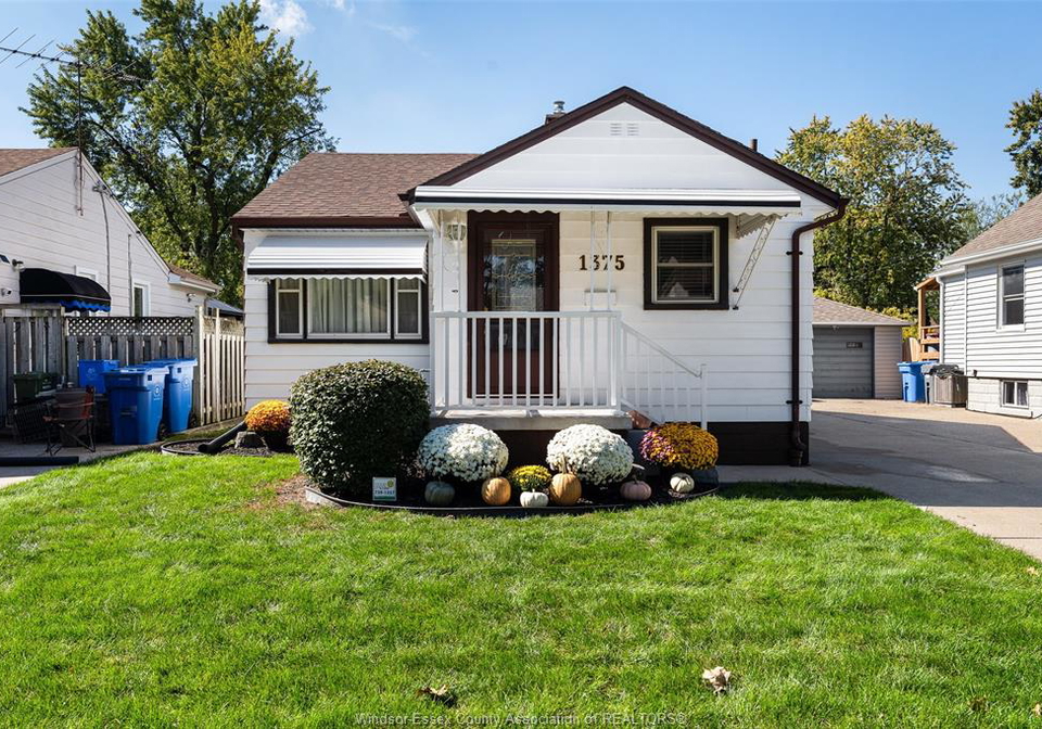 1375-bernard-road-windsor-ontario-26024186