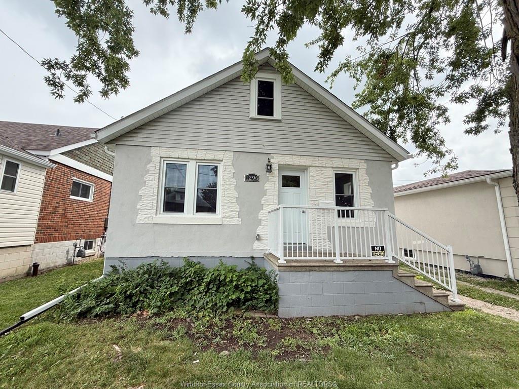 1296-laurendeau-avenue-windsor-ontario-26024196