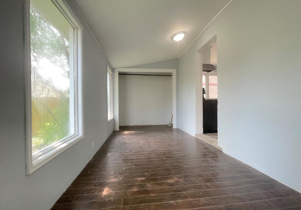 1741-hickory-road-windsor-ontario-26024204