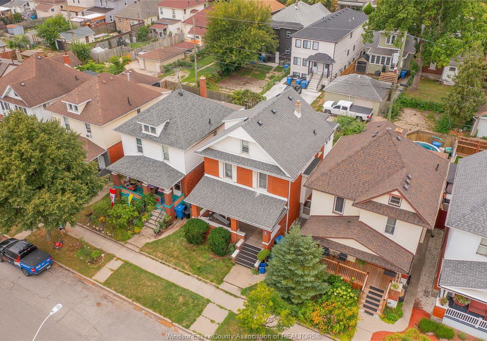 1333-windermere-windsor-ontario-26024221