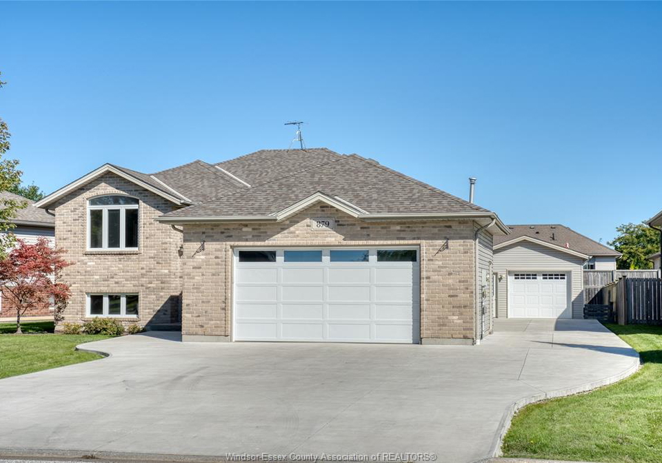 879-westwood-lakeshore-ontario-26024247