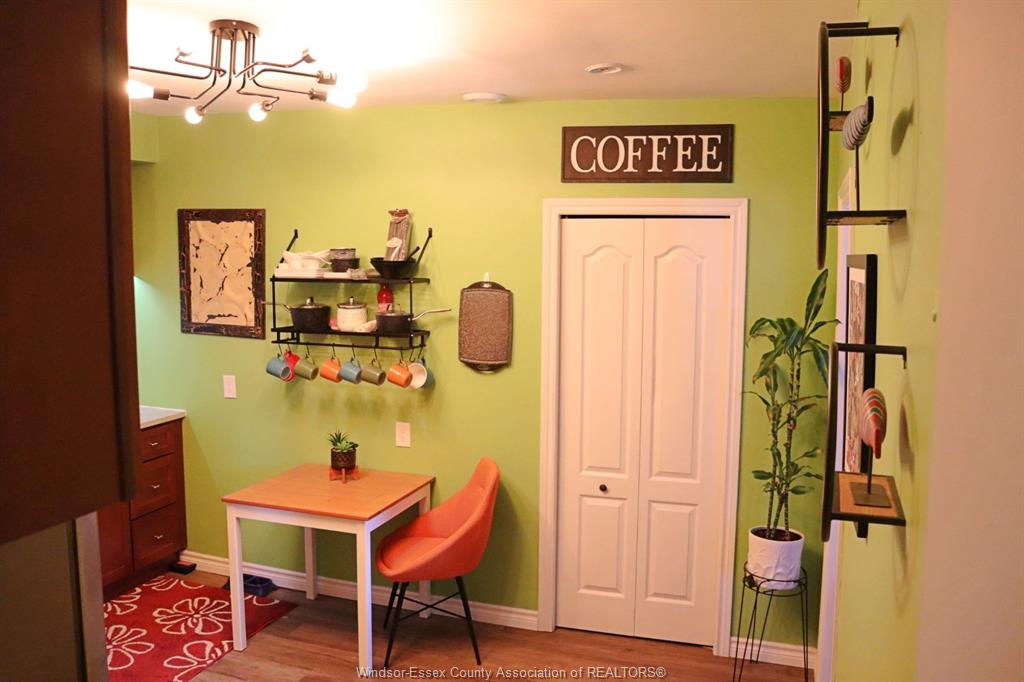 809-erie-street-east-windsor-ontario-26024252