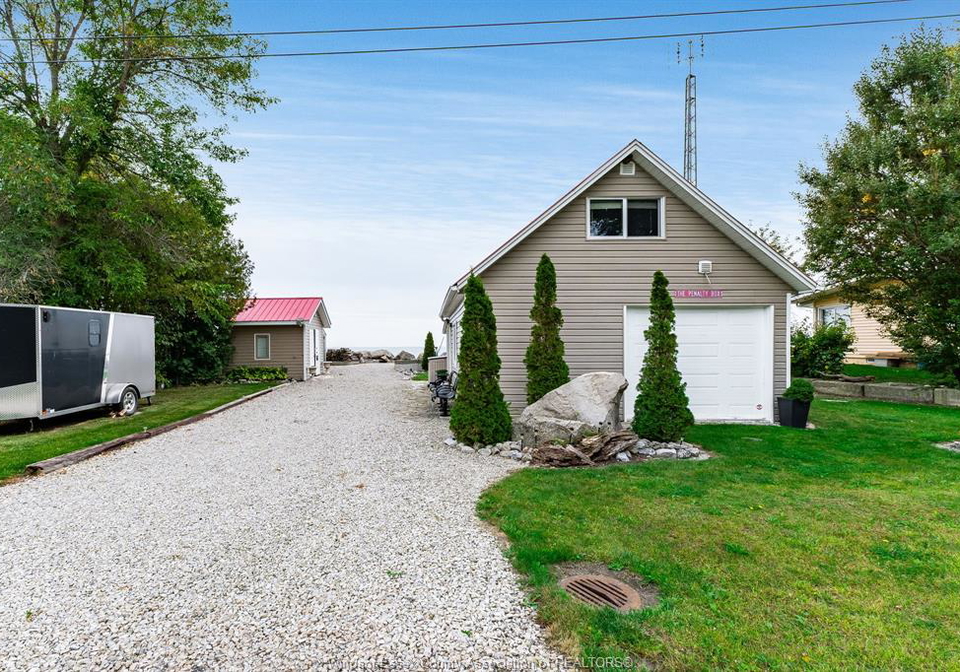170-lakeshore-road-leamington-ontario-26024258