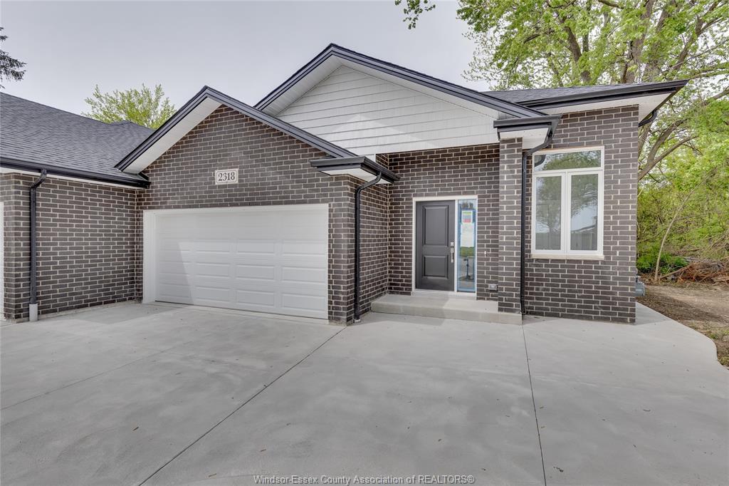 130-angelo-avenue-lasalle-ontario-26024295
