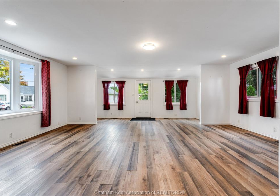 171-edgar-street-chatham-ontario-26024296