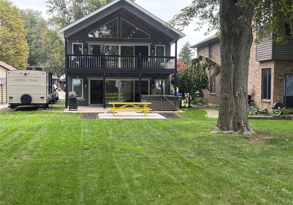 1646-park-amherstburg-ontario-26024303