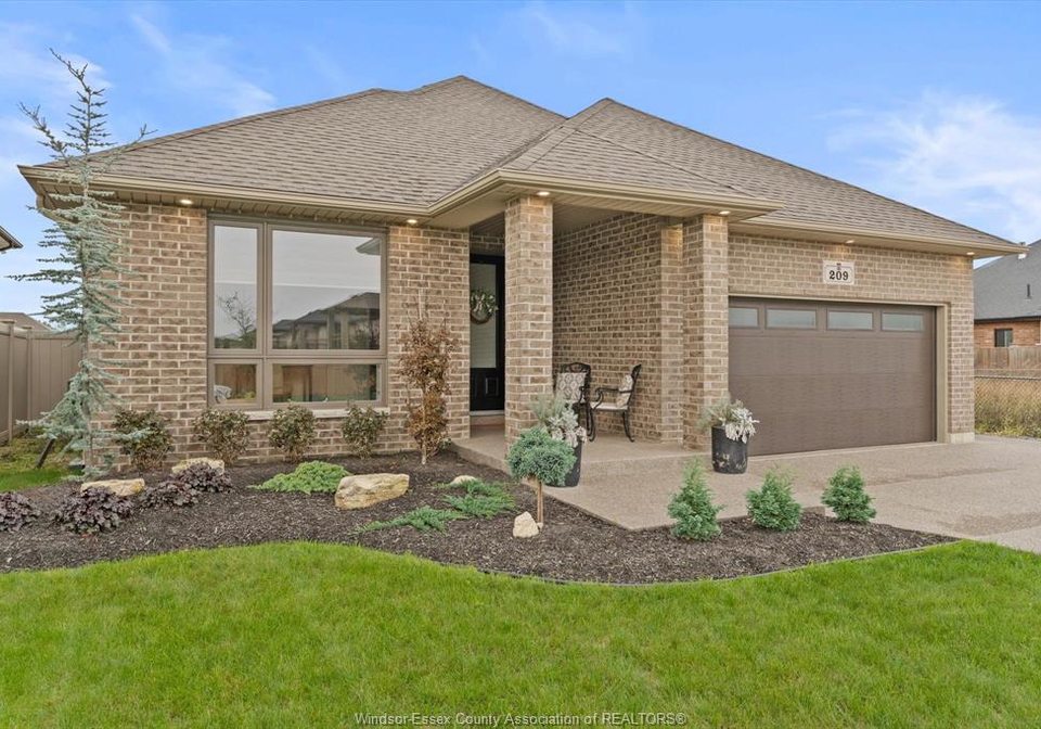 209-mullen-crescent-amherstburg-ontario-26024317