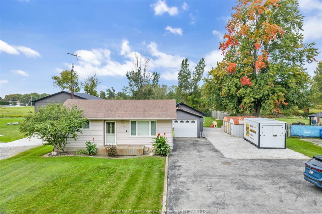 151-alexander-lakeshore-ontario-26024347