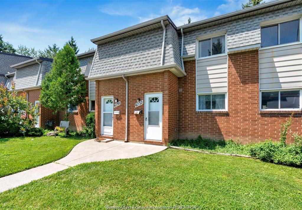 6732-roseville-garden-drive-windsor-ontario-26024381