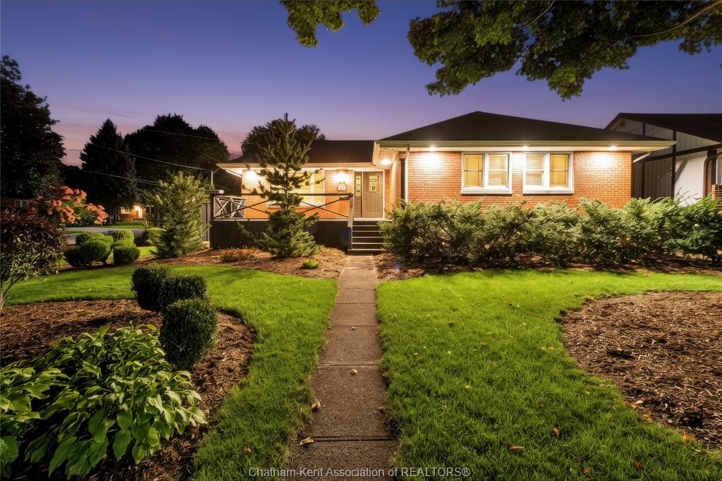 81-devon-road-chatham-ontario-26024386