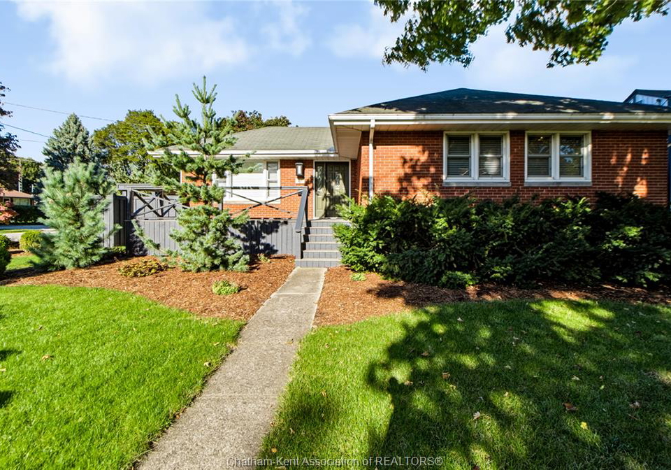 81-devon-road-chatham-ontario-26024386