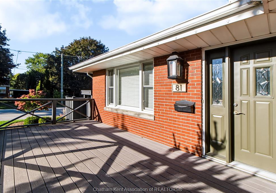 81-devon-road-chatham-ontario-26024386