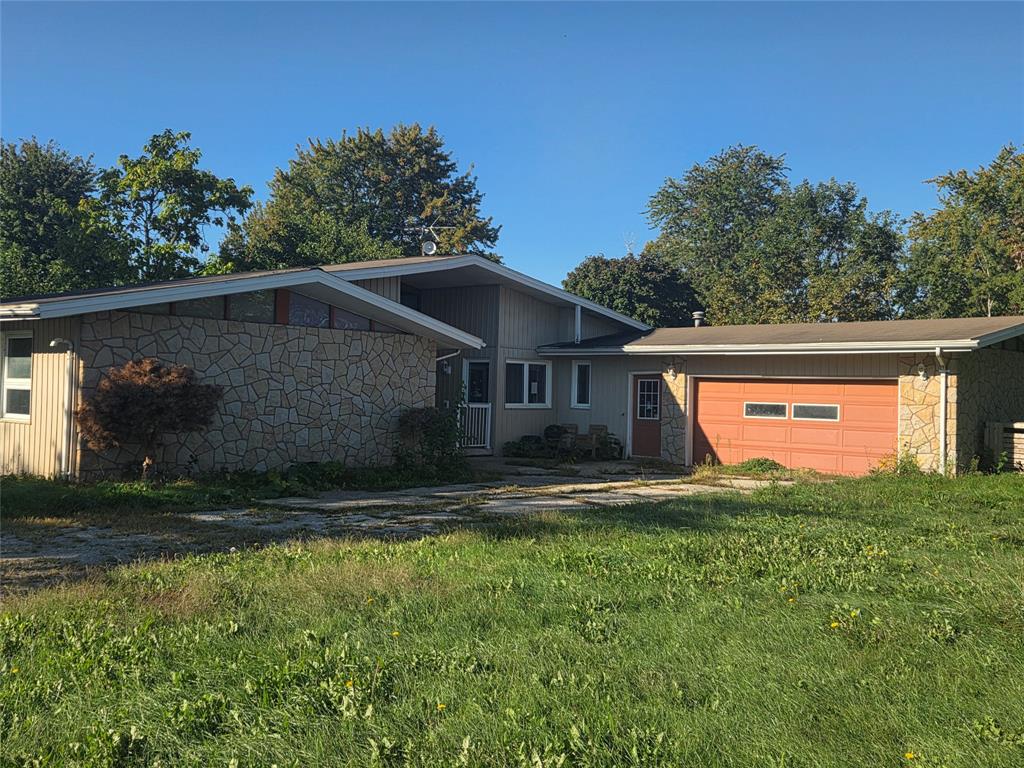618-mersea-road-8-leamington-ontario-26024412