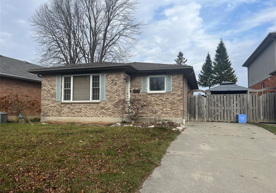 56-mulberry-court-chatham-ontario-26024419