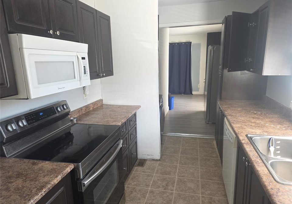 1108-brock-street-windsor-ontario-26024448