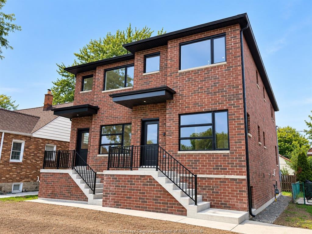 2422-bernard-windsor-ontario-26024492