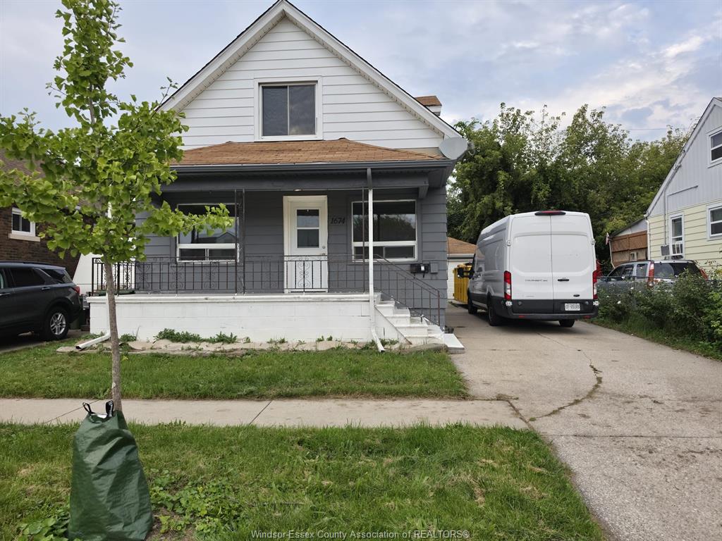 1674-hickory-road-windsor-ontario-26024502